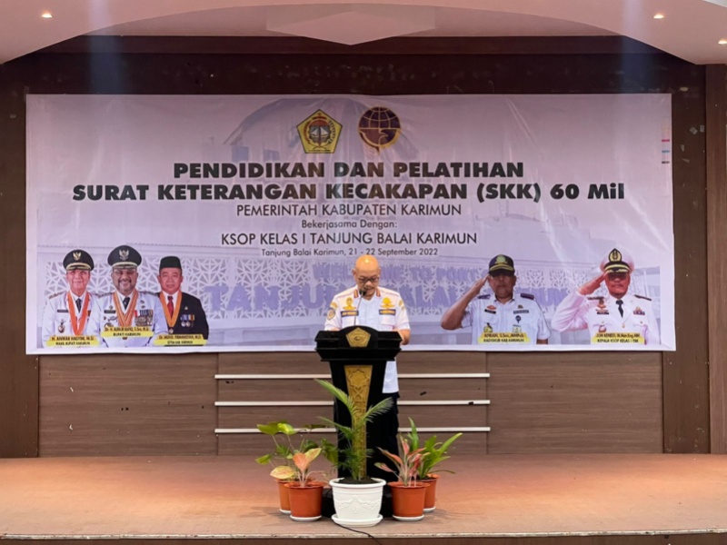 Kepala KSOP Tanjung Balai Karimun Jon Kenedi