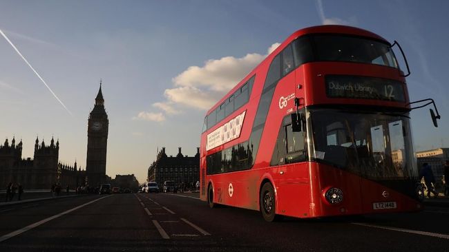 Ilustrasi Sopir Bus Inggris. Foto: Getty Images