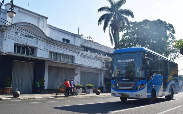 Trans Metro Bandung. (Ist)