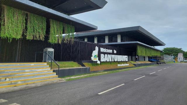 Bandara Banyuwangi.