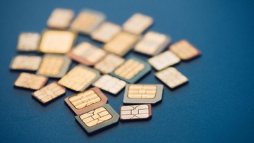 Ilustrasi. BPKB elektronik berbentuk buku yang pakai chip. (Foto: iStock/simon2579) 