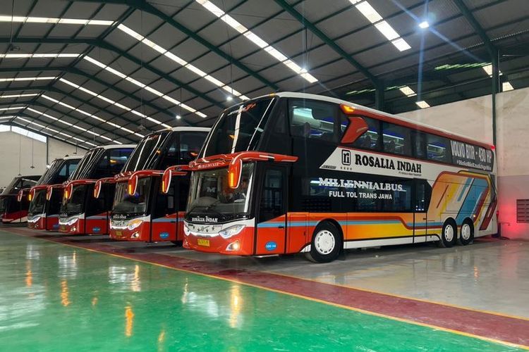 Bus AKAP baru PO Rosalia Indah(DOK. ADIPUTRO)