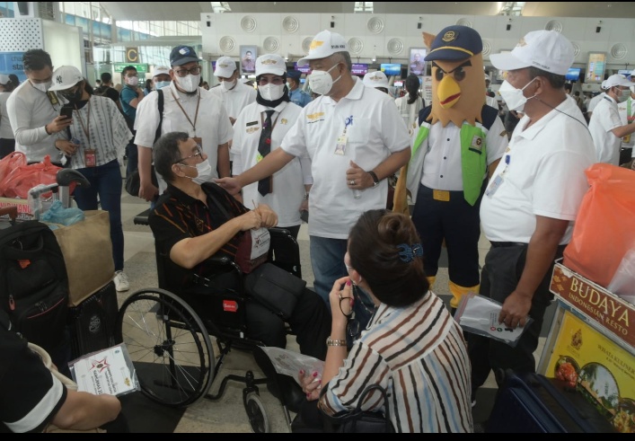 Plt Dirjen Perhubungan Udara sapa calon penumpang di Bandara Kualanamu