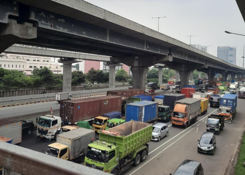 Foto:Ilustrasi Jalan Tol Padat