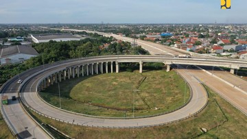 Jalan tol pada Kawasan Jabodetabek yaitu ruas Cibitung-Cilincing (Jakarta Outer Ring Road/2) dan ruas Serpong-Balaraja Seksi 1A (JORR 3) di Gerbang Tol Gabus, Kabupaten Bekasi, Jawa Barat, Selasa (20/9/2022). (Dok: PUPR)