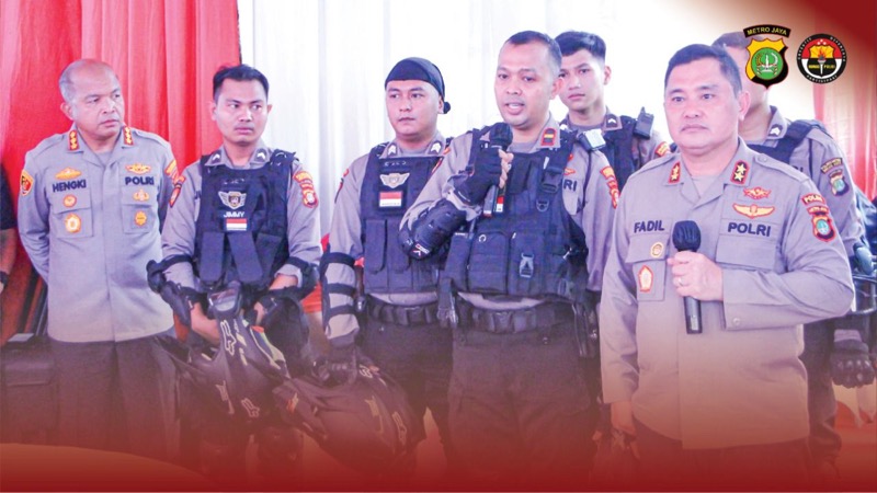 Tim Patroli Perintis Presisi Polres Metro Bekasi Kota dapat Penghargaan dari Kapolda Metrojaya Irjen Pol Muhammad Fadil Imran. Foto: istimewa.
