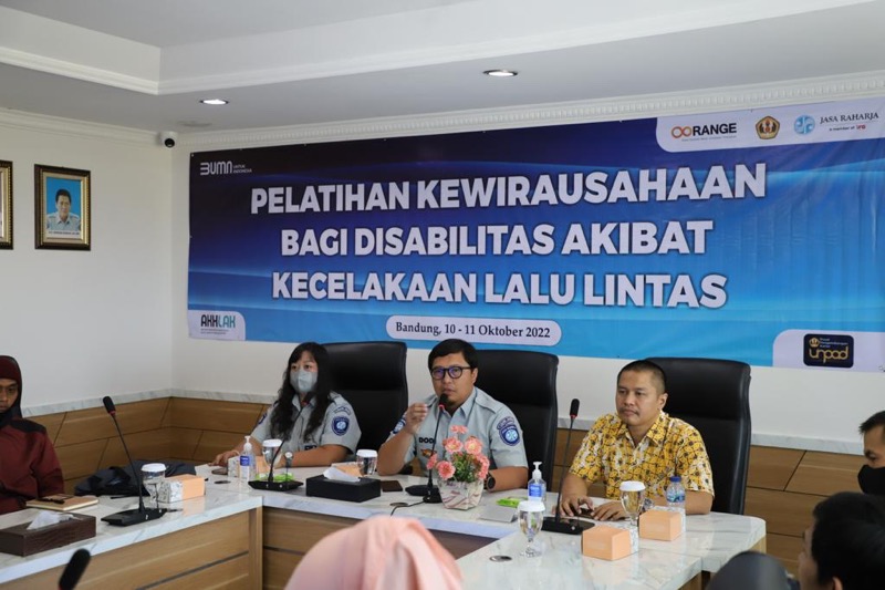 PT Jasa Raharja Jawa Barat memberikan dukungan untuk disabilitas dalam mengasah potensi kewirausahaan. Foto: istimewa.
