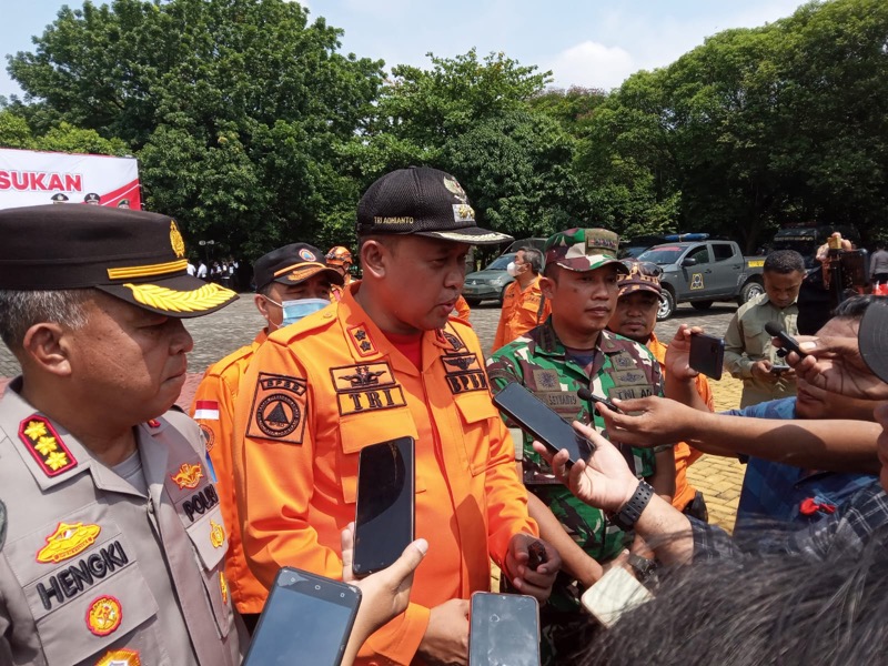 Kapolres Metro Bekasi Kota Kombes Pol Hengki, Plt Wali Kota Bekasi Tri Adhianto, Dandim 0507/Bekasi Kolonel Kav Luluk Setyanto.M.P.M. Foto: istimewa.