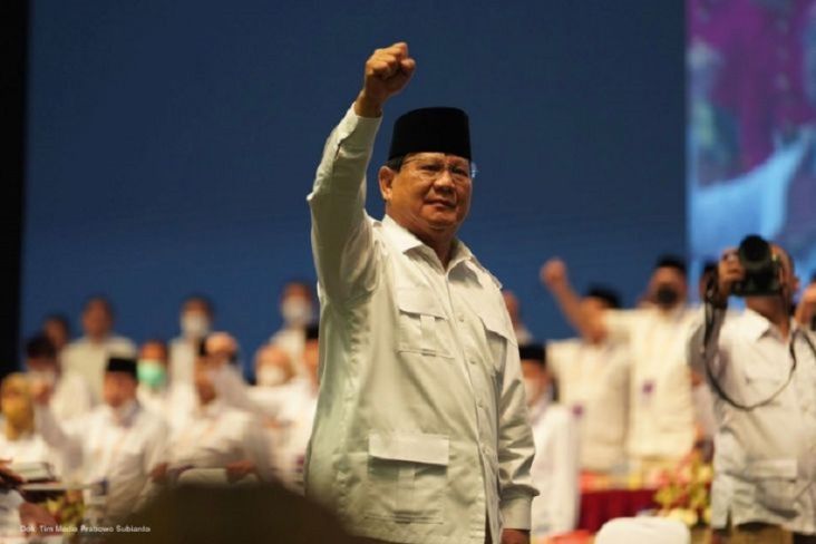 Prabowo Subianto menyampaikan terima kasih kepada warganet atas doa dan harapan yang disampaikan dalam momentum hari ulang tahunnya ke-71. 