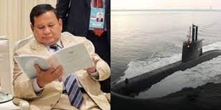 Menhan Prabowo Subianto dan kapal selam.