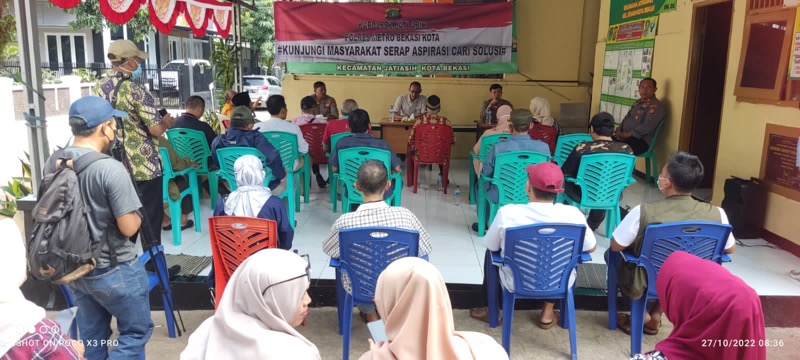 Kunjungi Masyarakat Serap Aspirasi Cari Solusi, program peningkatan pelayanan Polres Metro Bekasi Kota dalam memberdayakan potensi dan kerjasama warga dalam membantu Polri turut mendukung kondusifitas kamtibmas di Wilayah Kota Bekasi. Foto: istimewa.