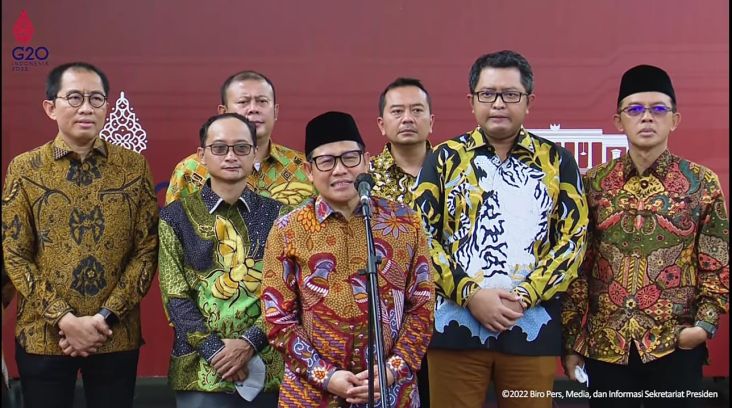 Ketua Umum DPP PKB Muhaimin Iskandar dan jajaran pengurus PKB seusai menemui Presiden Joko Widodo di Istana Negara, Senin (31/10/2022).