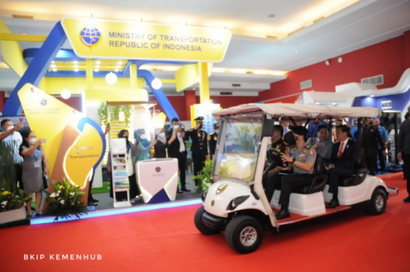Peran serta taruna Kemenhub di Indodefence