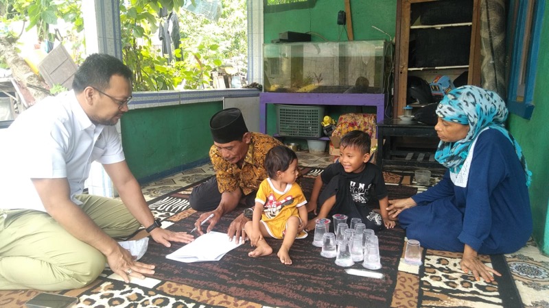 Penyerahan santunan ke ahliwaris korban di Cibitung, Kabupaten Bekasi. Foto: istimewa.