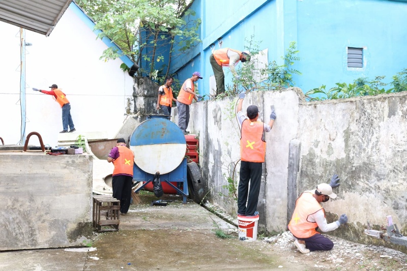 Padat Karya di Disnav Pontianak