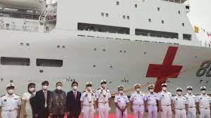Kapal rumah sakit militer China Peace Ark bersandar di Pelabuhan Tanjung Priok.
