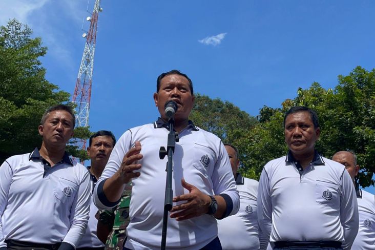 KSAL Laksamana TNI Yudo Margono memberikan keterangan kepada media di Markas Besar TNI AL di Cilangkap, Jakarta Timur.