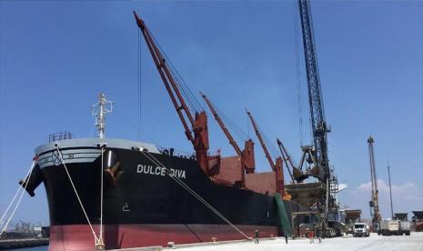 Dok Vesseljoin: Kapal Sailing Vessel Dulce berbendera Belanda.