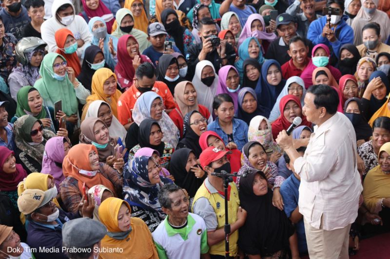 Prabowo kunjungi Pasar Gondanglegi, Malang.
