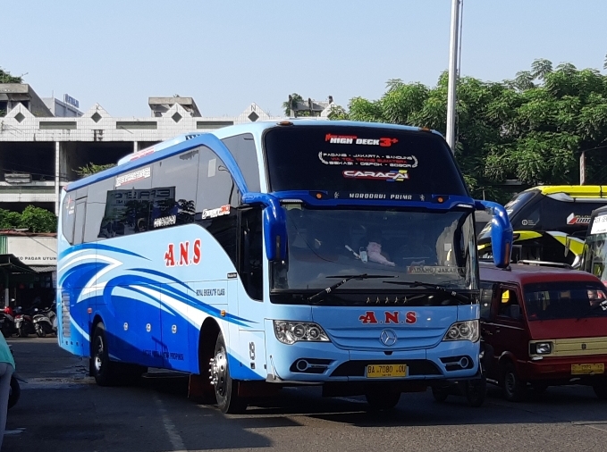 Bus ANS berangkat dari Terminal Bekasi menuju Padang. (Ist)