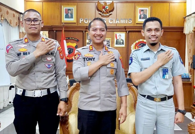 Kepala PT Jasa Raharja Perwakilan Tasikmalaya, Amnan Ghozali, secara Marathon kembali melakukan koordinasi ke mitra strategis di wilayah Kabupaten Ciamis, yakni Polres Ciamis. Foto: istimewa.