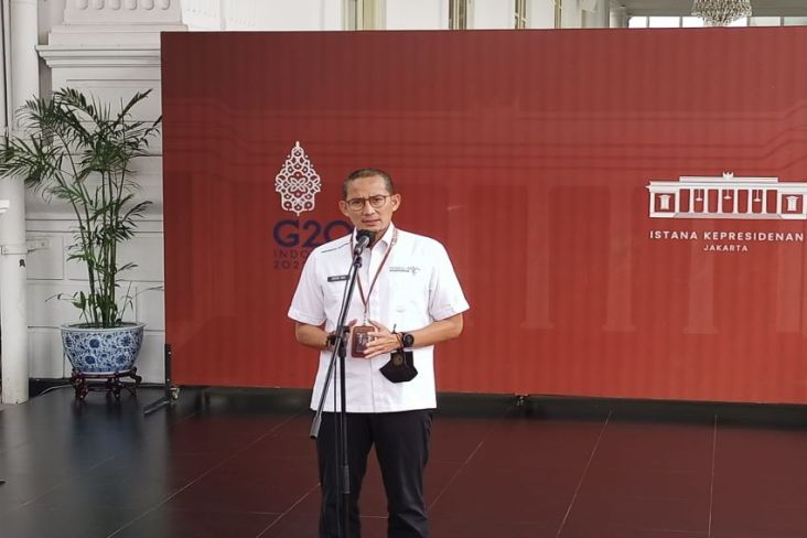 Menteri Pariwisata dan Ekonomi Kreatif (Menparekraf) Sandiaga Uno mengaku masih loyal kepada Partai Gerindra. 
