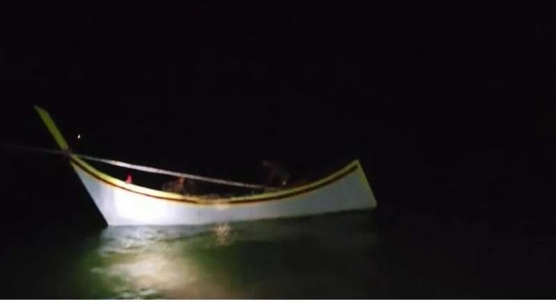 Kapal penyelundup narkoba jenis sabu di perairan Aceh Sumber : Dispenal