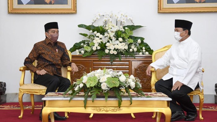 Pertemuan Presiden Jokowi dan Menhan Prabowo.