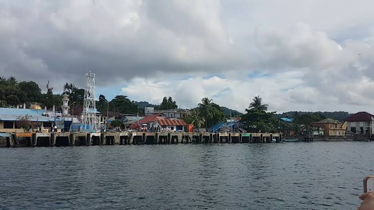 Salah satu pelabuhan di Maluku