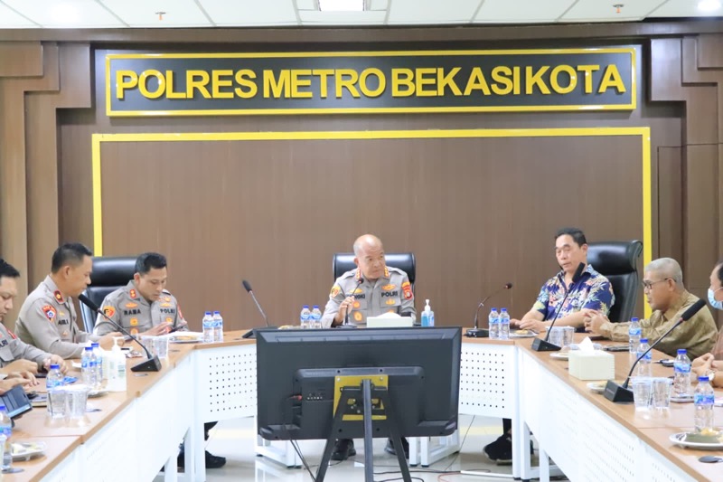 Polres Metro Bekasi Kota akan menjamin bahwa kegiatan perayaan tahun baru Imlek 2574 tahun 2023 Masehi harus aman dan lancar. Foto: istimewa.