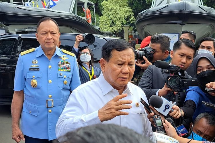 Menteri Pertahanan Prabowo Subianto mengungkap hal-hal yang menjadi fokus pembahasan dalam Rapat Pimpinan Kementerian Pertahanan 2023.