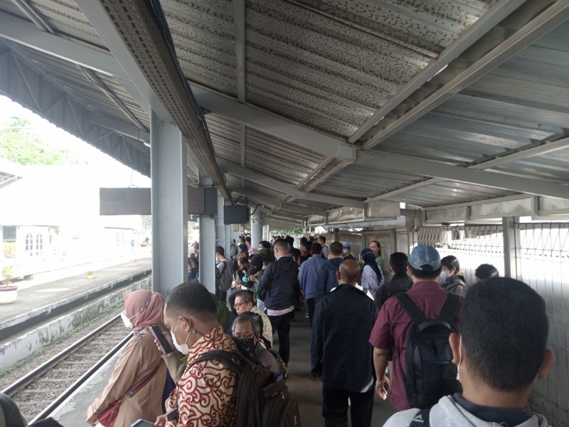 Peron I Stasiun Bojong Gede tujuan Kota