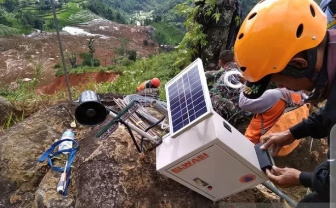 Dokumentasi Alat deteksi dini gerakan tanah (elwasi) yang dikembangkan sebagai upaya mitigasi bencana di Kabupaten Banjarnegara, Jawa Tengah. ANTARA/HO-BPBD Banjarnegara.