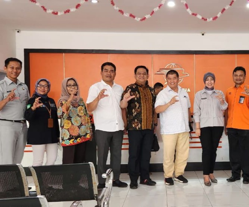 Kantor Bersama Samsat Induk Cimahi menerima kunjungan kerja Komisi III DPRD Provinsi Jawa Barat dalam rangka monitoring rencana/program kerja dan capaian kinerja pengutipan pajak daerah di wilayah Cimahi. Foto: istimewa.