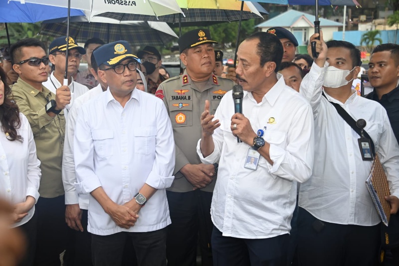 Memhub di Pelabuhan Penyeberangan Batam