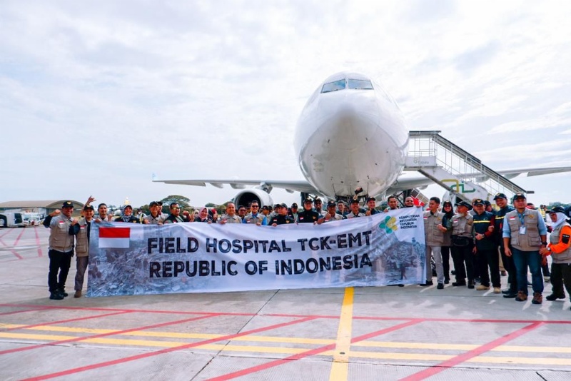 Maskapai Garuda sesaat sebelum terbang dsri Bandara Halim ke Turki