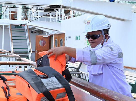 Uji petik kapal laut