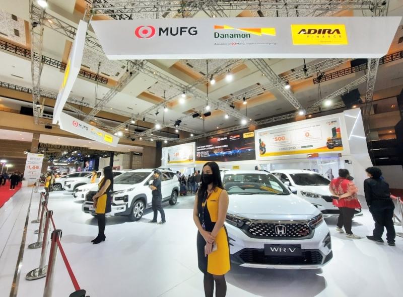 MUFG, Danamon, dan Adira Finance perkuat kehadiran di sektor otomotif melalui Indonesia International Motor Show 2023.