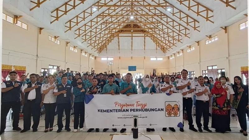 PTDI - STTD bersama STIP Jakarta dan Poltekbang Makassar melakukan sosialisasi Perguruan Tinggi Kemenhub di SMAN 1 Tanjung Selor, Kalimantan Utara (Kalut), Kamis (16/2/2023).