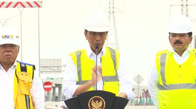 Foto: Jokowi resmikan Tol Semarang-Demak Seksi 2 (dok. Screenhot)