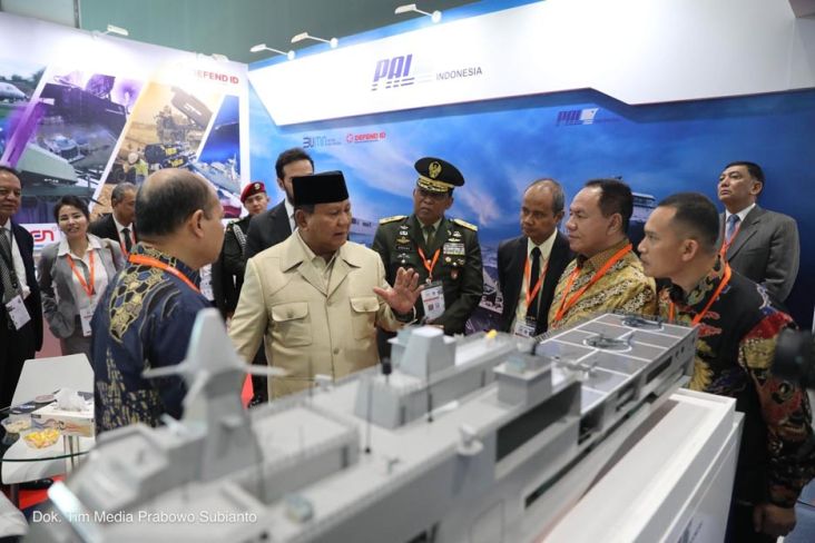 Menhan Prabowo Subianto saat hadir The 16th Edition of the International Defence Exhibition and Conference (IDEX) 2023 di Abu Dhabi UEA dari 20-24 Februari 2023. 