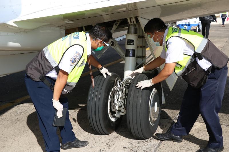 Ramp check pesawat jelang angleb