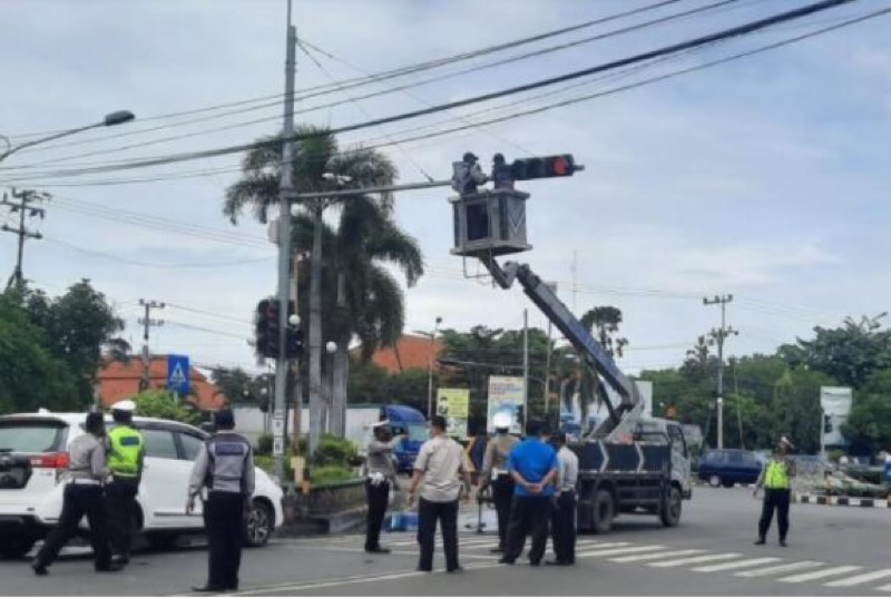 Pemasangan ETLE. Foto: istimewa.