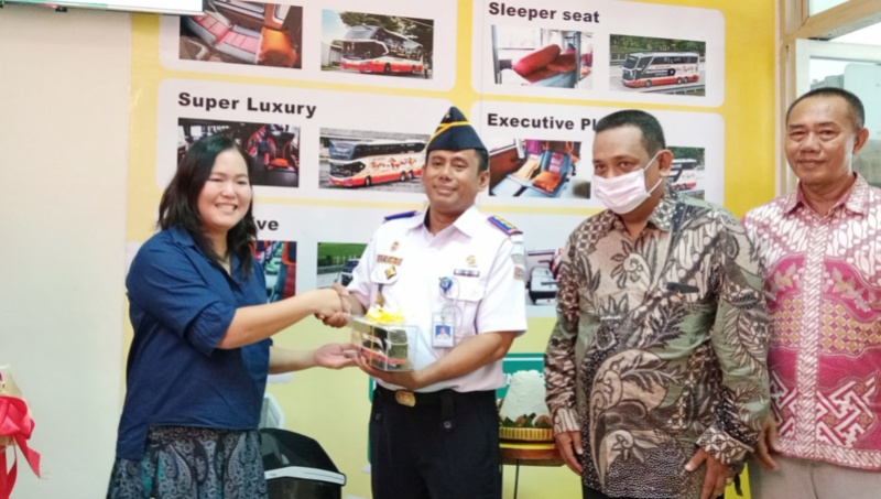 Peresmian Launge HJA di Terminal Bungurasih Surabaya