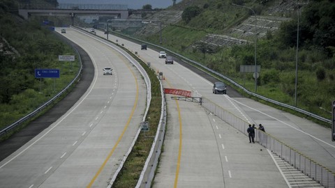 PT Jasamarga Metropolitan Tollroad resmi menaikkan tarif jalan tol Bogor Outer Ring Road (BORR) sejak Minggu (12/3), mulai pukul 00.00. (Foto:Ilustrasi)