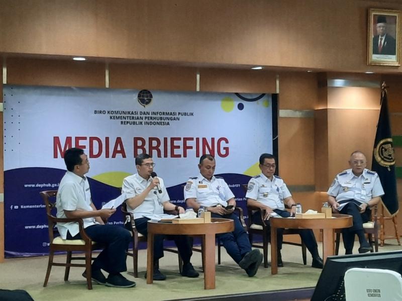 Media briffing persiapan Pemerintah dalam kesiapan aspek keselamatan pada angkutan Lebaran 2023, di kantor Kemenhub, Kamis (16/3/2023).