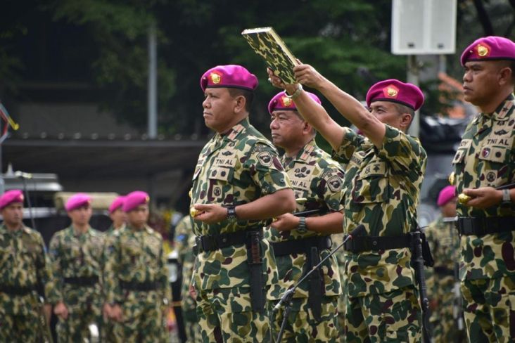 Danpasmar I Brigjen TNI (Mar) Umar Farouq pernah menjadi Komandan Upacara pada peringatan HUT Kemerdekaan Republik Indonesia ke-70 di Istana Merdeka.
