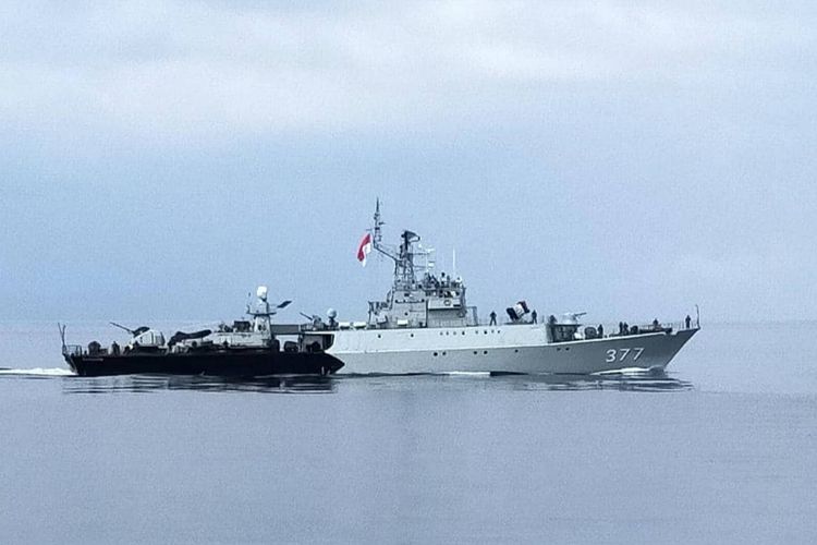 Komando Armada I (Koarmada I) menerjunkan KRI Sutanto-377 dalam Patroli Terkoordinasi (Patkor) Malaysia-Indonesia (Malindo) 149/20 di Selat Malaka pada Sabtu (29/08/2020) bersama Tentara Laut Diraja Malaysia (TLDM).