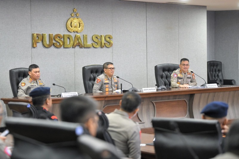 Polri menggelar rapat kordinasi (rakor) kesiapan operasi ketupat 2023 di gedung utama Mabes Polri, Jakarta. Foto: istimewa.