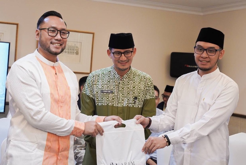 Menparekraf Sandiaga Uno bersama perhmpunan pengusaha muslom